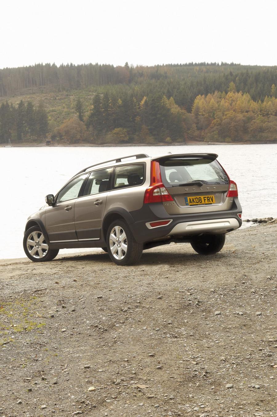  Volvo XC70 2010 года  (фото 56 из 58)